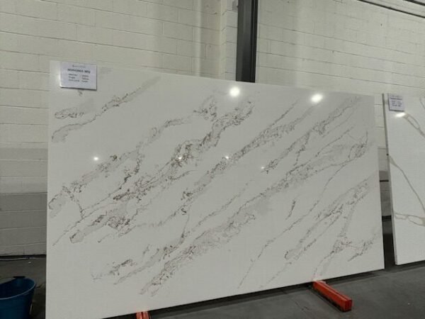 Calacatta Sonoma (Jumbo 130x78 Avg 70.41 sq.ft slab size) MQ  Easy Stone