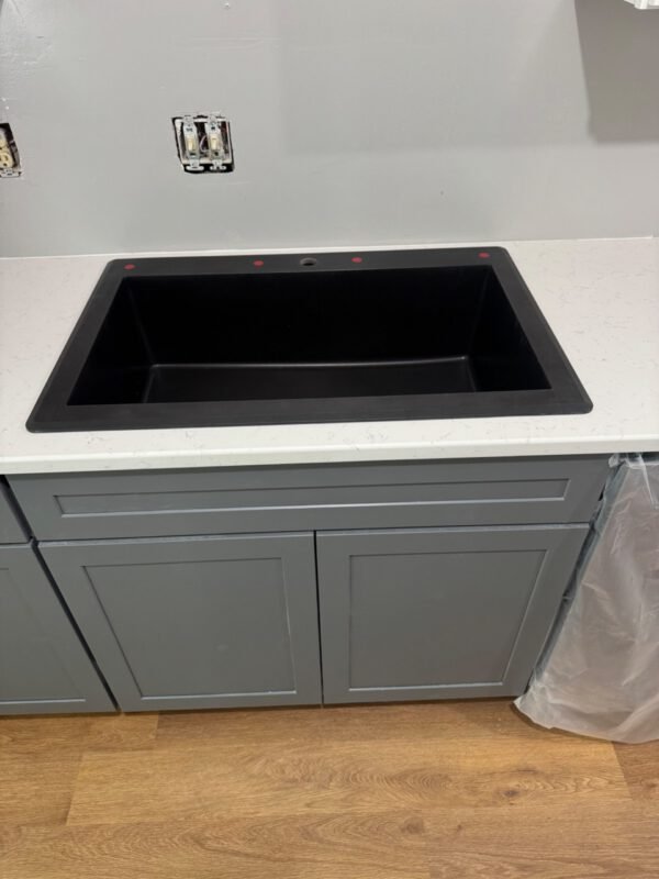 Carerra Morro white materail   Quartz  (min job 20 sf) - Image 5