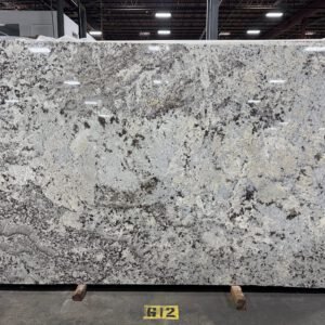Delicatus Vintage  (122x77) M&F