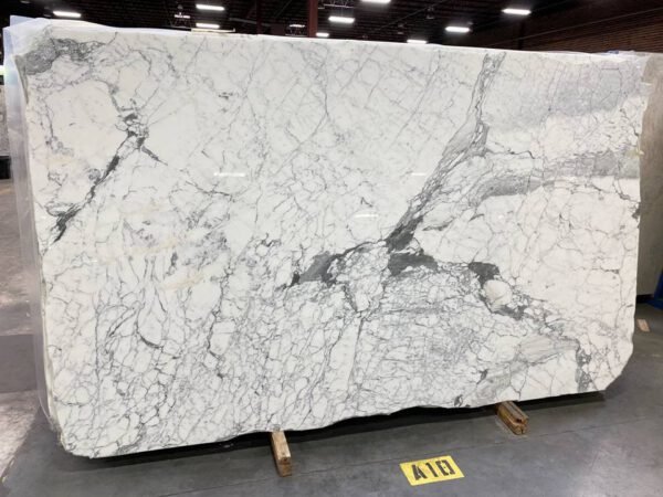 Statuarietto (129X74 Avg 66.30 sq.ft slab size ) (Lot # 2361) M&F