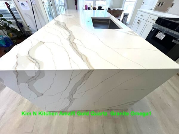 Calacatta Almafi Gold ,Gray ,White (128x64 56.88 Avg sq.ft slab size)  United