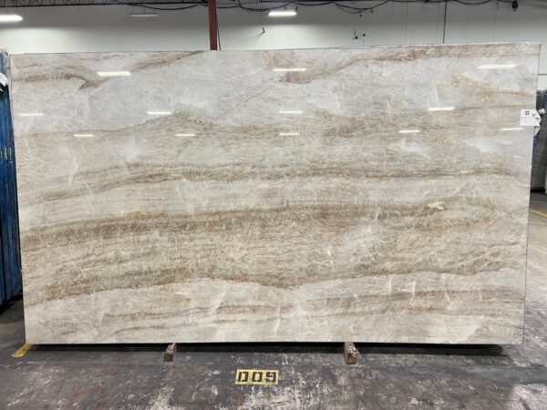 Nacia M&F (135x78 Avg 73.12 sq.ft slab size) Quartzite