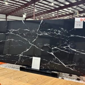 Calacatta Thunder (D5 diamond selection)