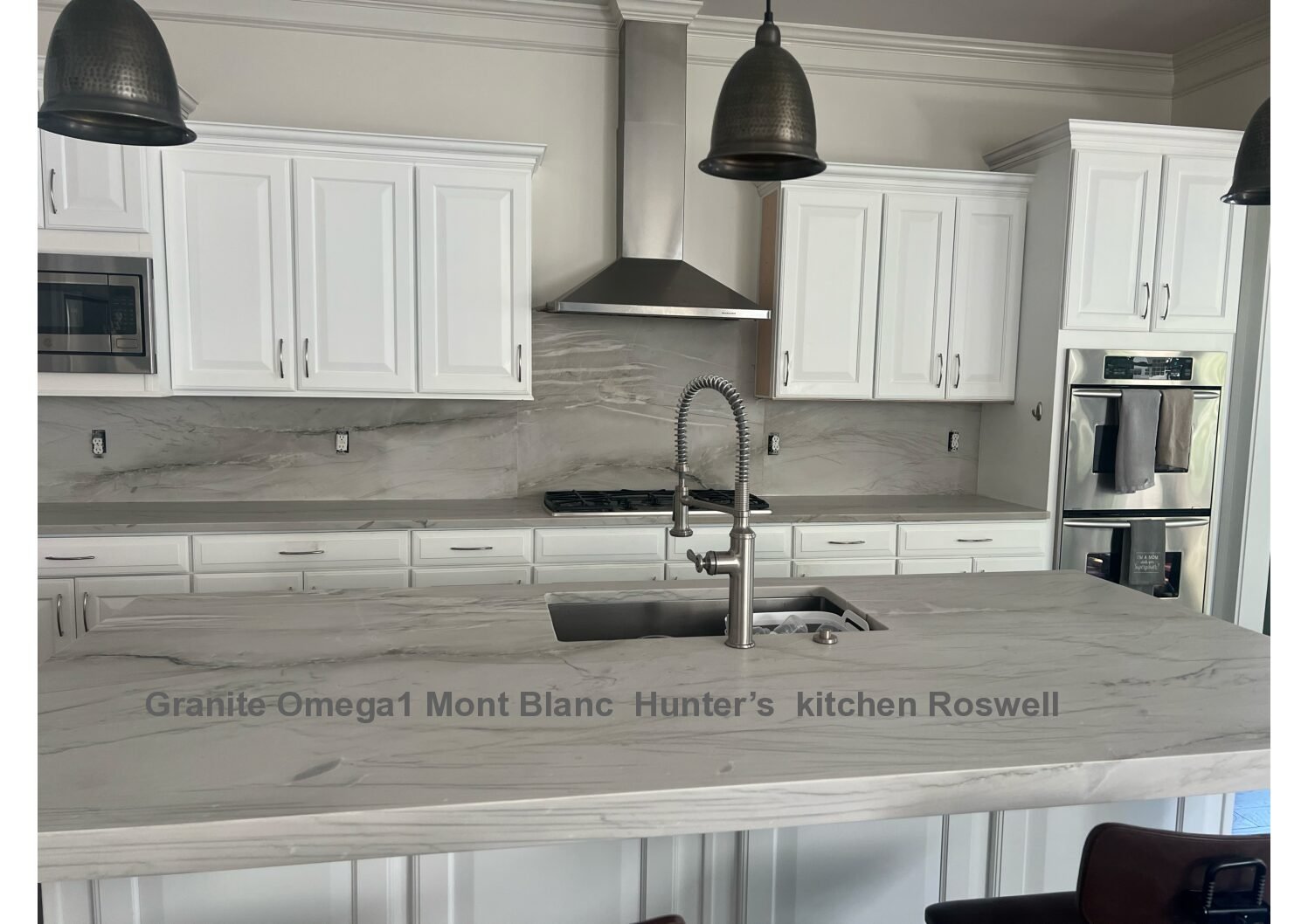 Mont Blanc polished (130x78 Avg 70.41 sq.ft slab size)   united                       (view process images)