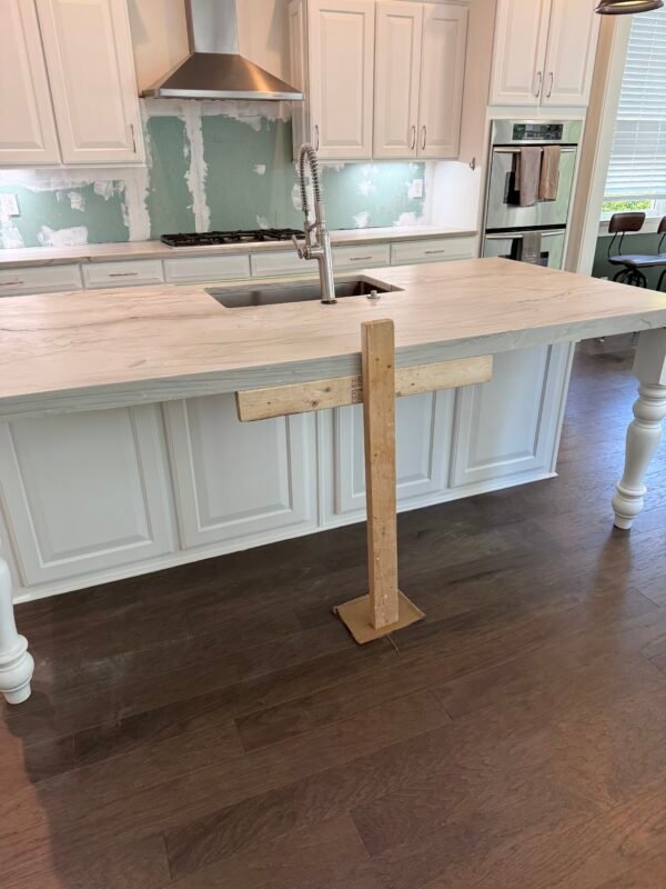 Mont Blanc polished (130x78 Avg 70.41 sq.ft slab size)   united                       (view process images) - Image 6