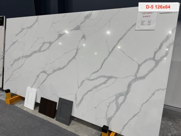 Calacatta Satuario Bianco (D5 diamond collection)