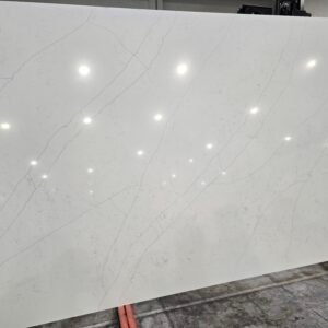 Calacata LINEA / EVQ 4040 very white Jumbo (140x81: Avg 78.75 sqft) Easy Stone