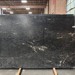 Black Falcon Leathered (118x77 Avg 63.09 sqft) M&F