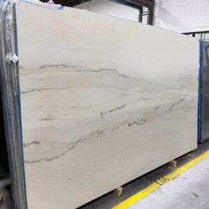 White Chantilly Honed (123x78 Avg 64.96 sqft) M&F